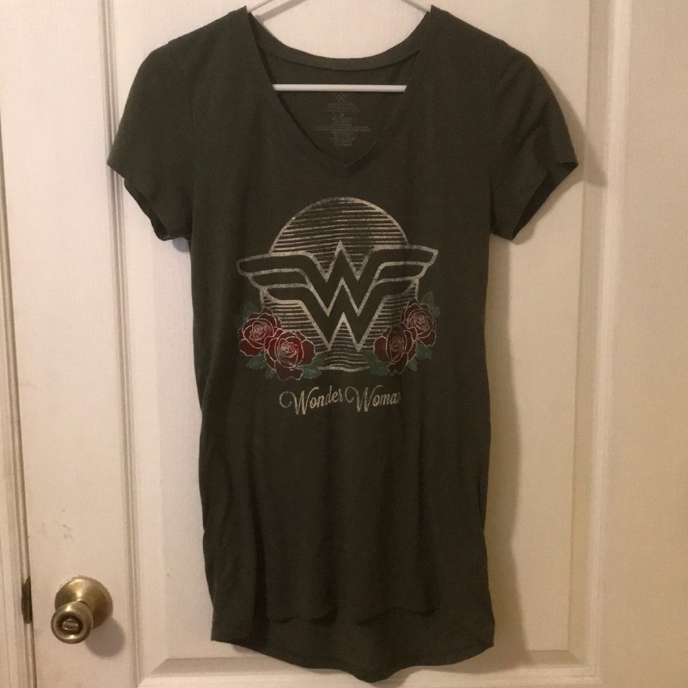 Wonder Woman green tee shirt